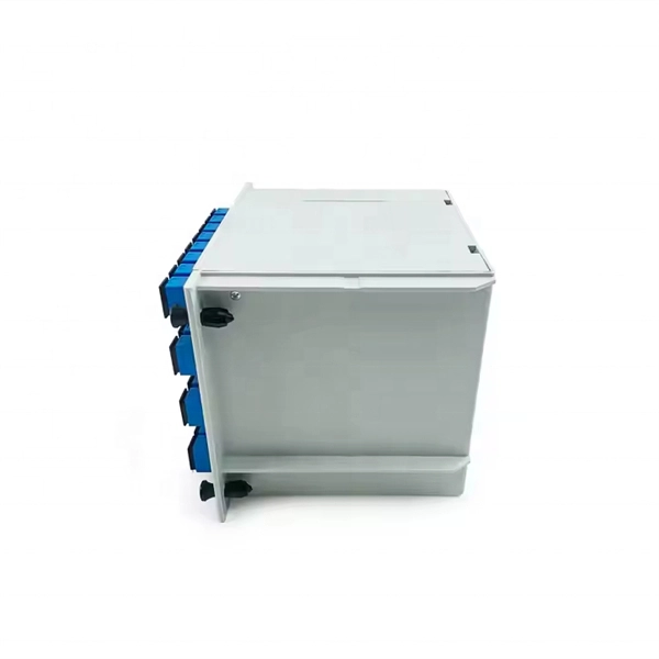 Distribution box separated by metal partitions PDF preview